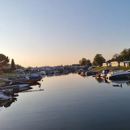 Main Hausboot Lore In Der Marina Trosdorf Bei Bamberg