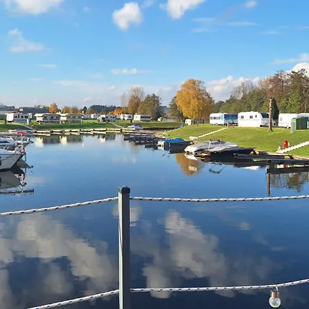 Hotel en barco Main Hausboot Lore In Der Marina Trosdorf Bei Bamberg