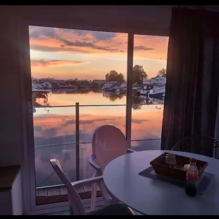 Hotel en barco Main Hausboot Lore In Der Marina Trosdorf Bei Bamberg *