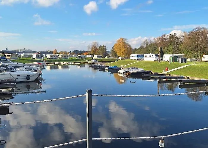 Botel Main Hausboot Lore In Der Marina Trosdorf Bei Bamberg